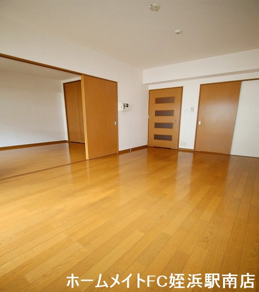 居室・リビング　★この広さでこお家賃♪★参考写真