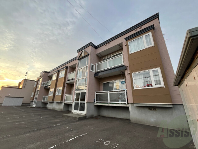 建物外観　札幌市東区北３８条東「フォレストＮ」