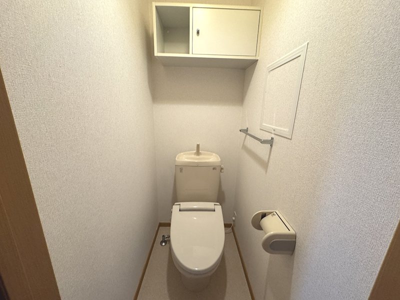 トイレ　同物件別部屋
