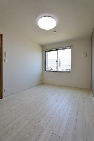 その他部屋・スペース　寝室にぴったりの洋室です