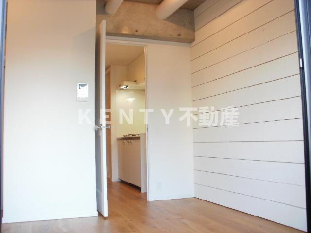 その他部屋・スペース　落ち着いて過ごせるお部屋なので、寝室にいかがでしょうか