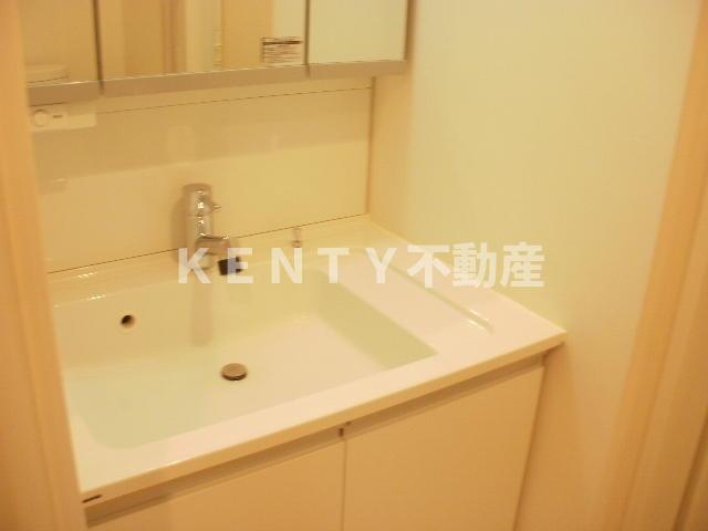 洗面設備　忙しい朝には欠かせない洗面所です