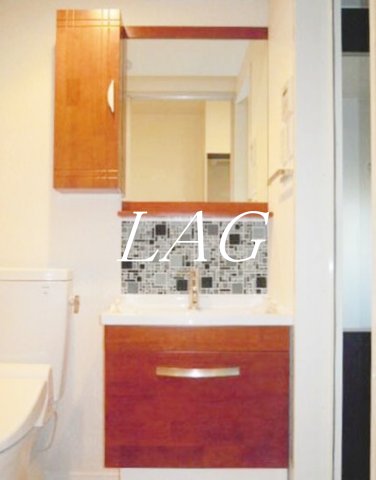 洗面設備　洗面台です。