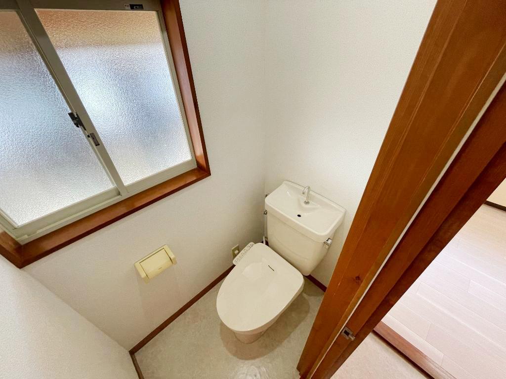 コーポ庄清4のトイレ写真