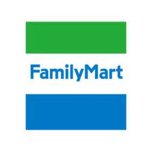 コンビニ　ファミリーマート太田藪塚町店（コンビニ）まで897m