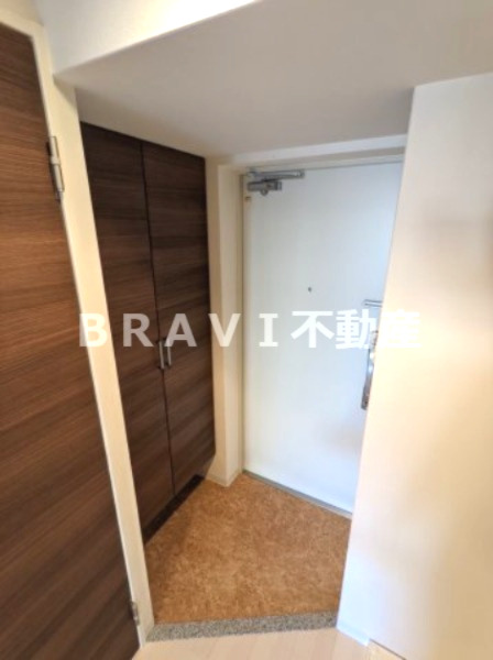 玄関　【Luxe森之宮】玄関