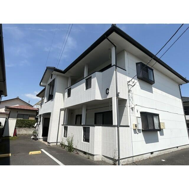 建物外観　落ち着いた雰囲気の外観です