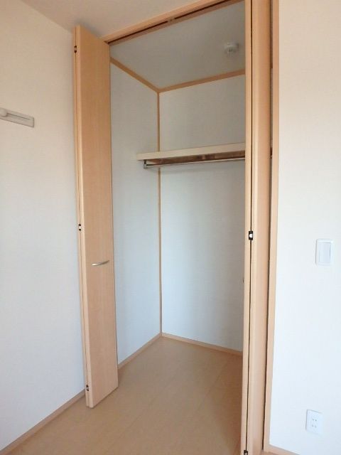 収納　※別号室参考写真です