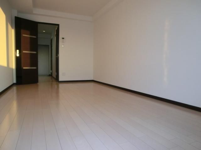 居室・リビング　広々８．５帖