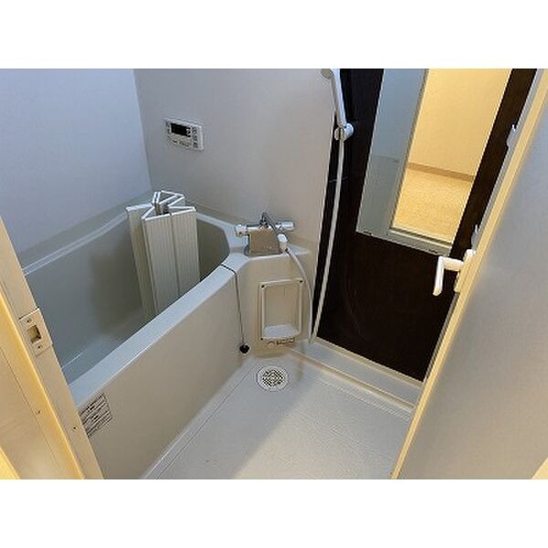 バス・シャワールーム　別号室