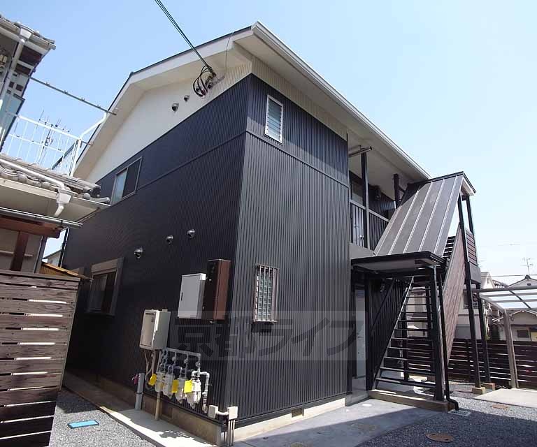 建物外観　外観も生まれ変わりました。