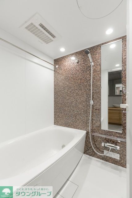 バス・シャワールーム　Aタイプ2021年12月撮影 同タイプ504号室の写真です。