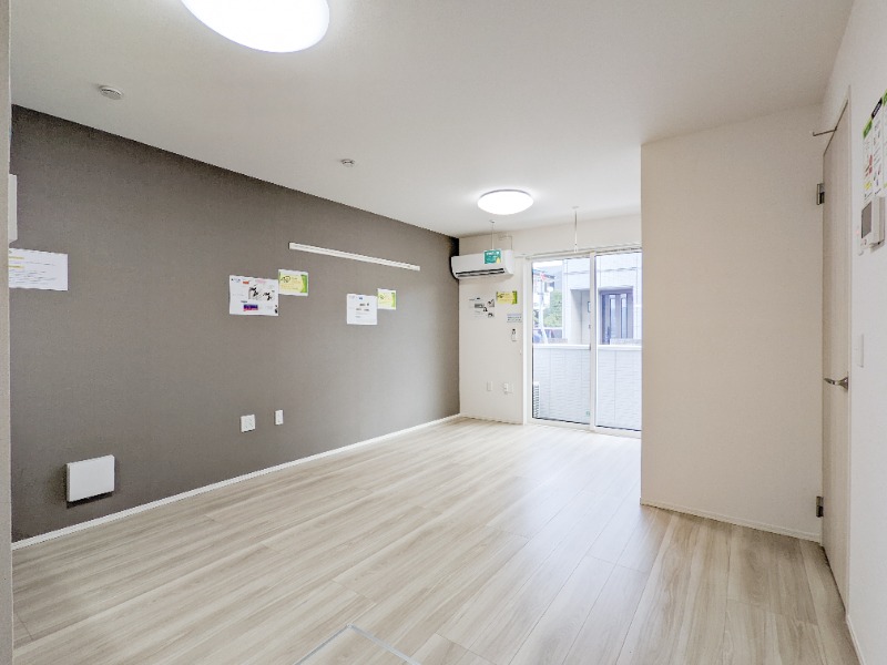 居室・リビング　図面と現状に相違がある場合には現状を優先