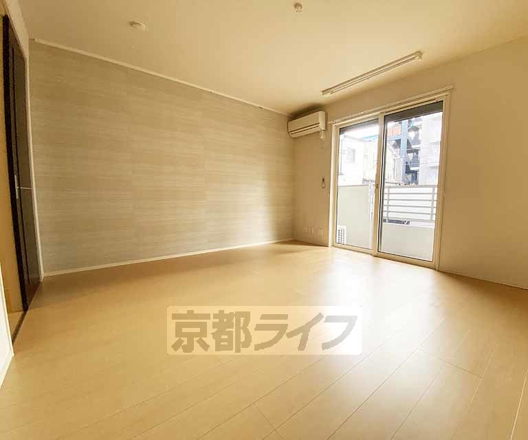 居室・リビング　開放感のあるお部屋です