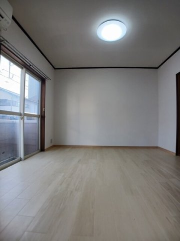 居室・リビング　ゆったりとしたリビングです