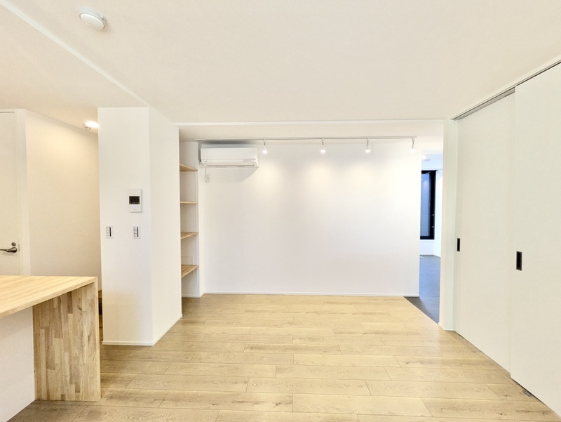 その他設備　明るい床材がお部屋をより広く見せます