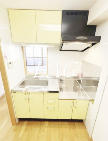 キッチン　キッチンです。