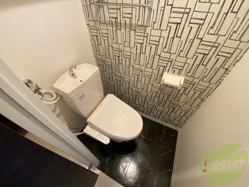 トイレ　トイレです。ウォシュレット付を探している方、おすすめです。