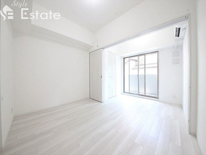 居室・リビング　内装