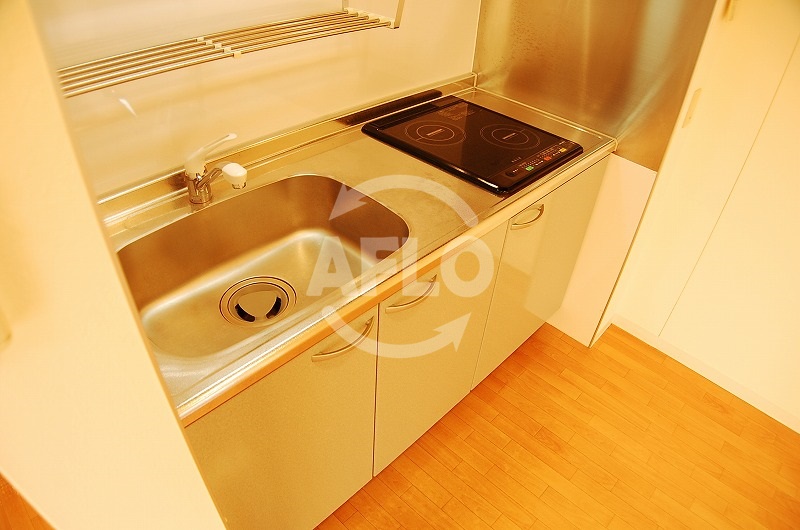 キッチン　ルーセントオーデン難波　2口ＩＨシステムキッチン