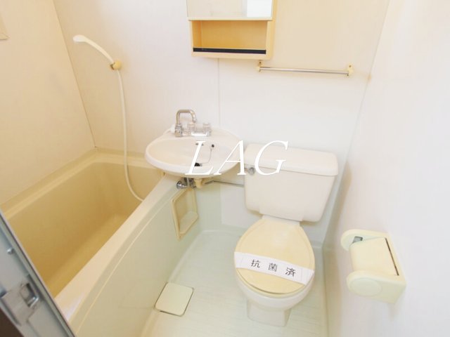 バス・シャワールーム　お風呂です。