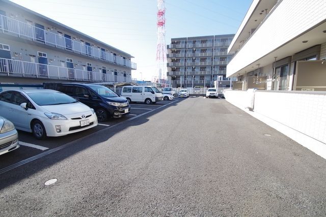 駐車場　★お問い合わせはタウンハウジング町田店まで★