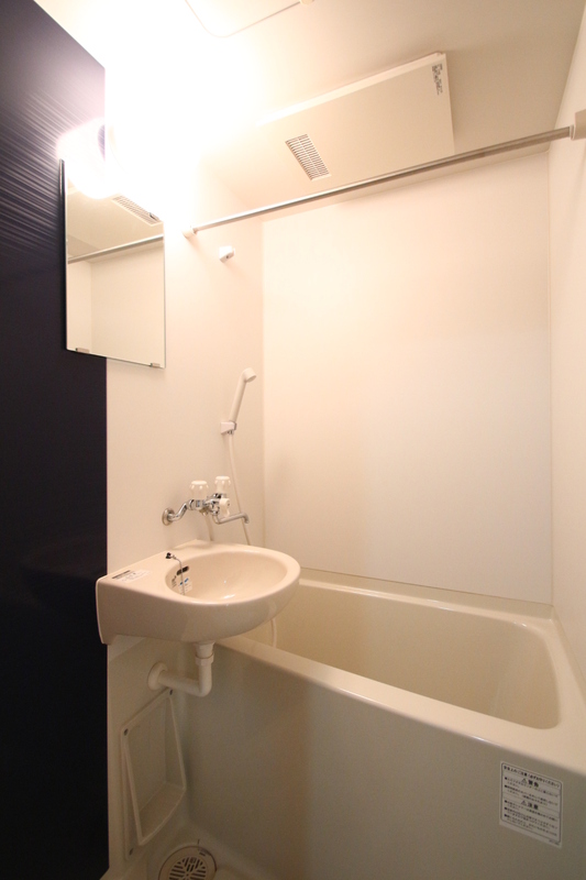 バス・シャワールーム　弊社は都内全域の物件をご紹介可能です！