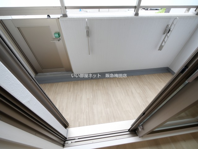 バルコニー　画像と現状が異なる場合は現状優先となります。