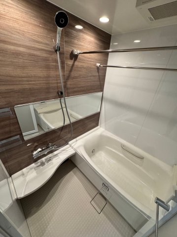 バス・シャワールーム　★追焚・暖房乾燥機付きバス★