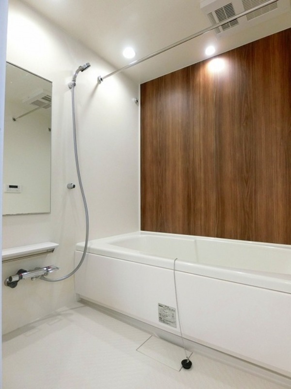 バス・シャワールーム　図面と現状に相違がある場合には現状を優先