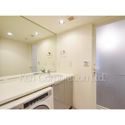 洗面設備　同タイプ8階のお部屋を撮影。仕様が異なることがあります。