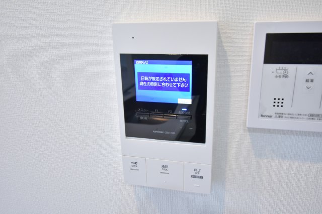 セキュリティ　TVモニターホンは安心ですね。誰か確認してから開けて下さいね