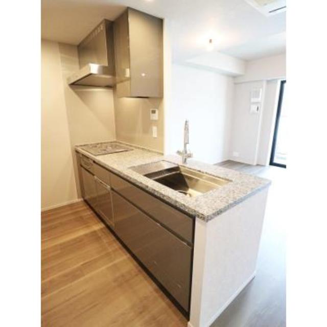 キッチン　同タイプ別室参考写真