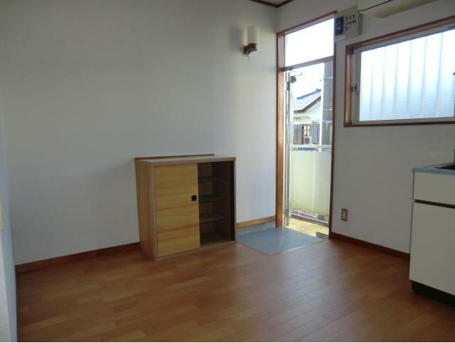 玄関　アベリアクレストビー