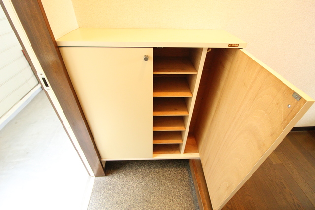 収納　玄関収納