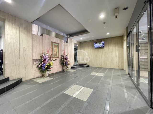 ロビー　テン・フォーティー　ロビー