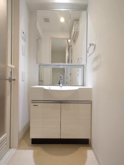 洗面設備　独立洗面台