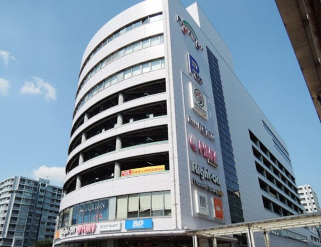 ショッピングセンター　パークアベニュー（ショッピングセンター）まで686m