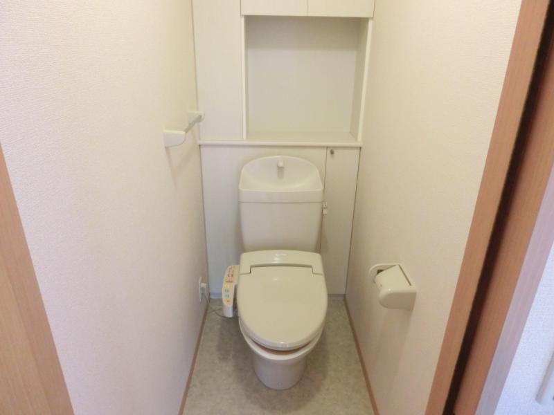 トイレ　同タイプの写真です。