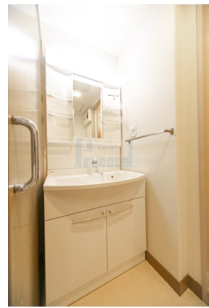 洗面設備　うれしい独立洗面台！