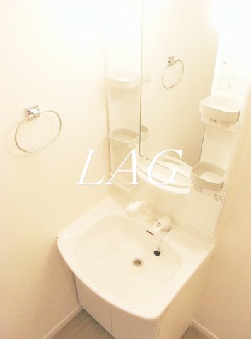 洗面設備　洗面台です。