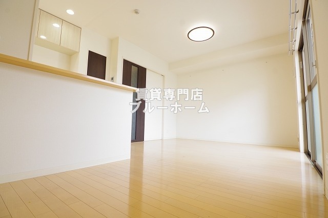 その他　リビング11.8帖！