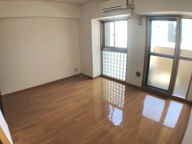 居室・リビング　エアコン付きで初期費用を抑えられます！
