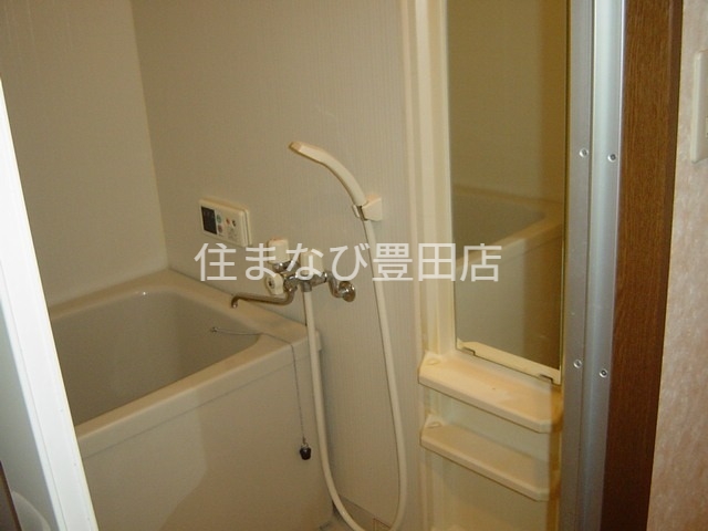 バス・シャワールーム　同型タイプ