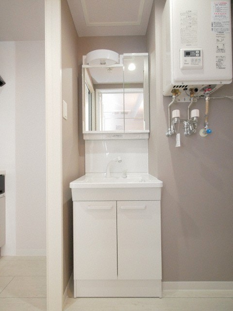 洗面設備　洗面化粧台付き♪