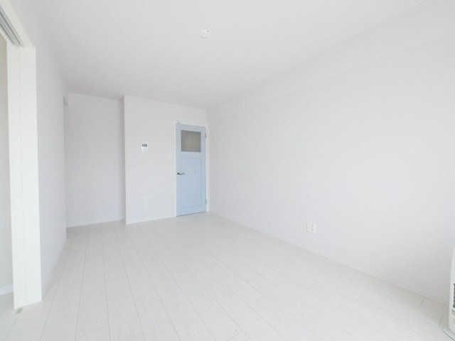 居室・リビング　開放的な空間です♪