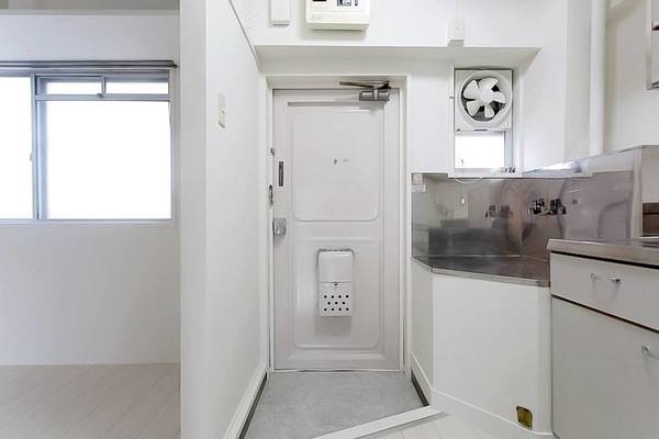 玄関　ビレッジハウスの同一物件・同一タイプの間取りの写真です