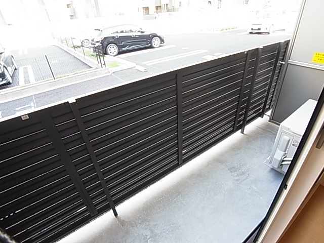 バルコニー　同仕様別部屋