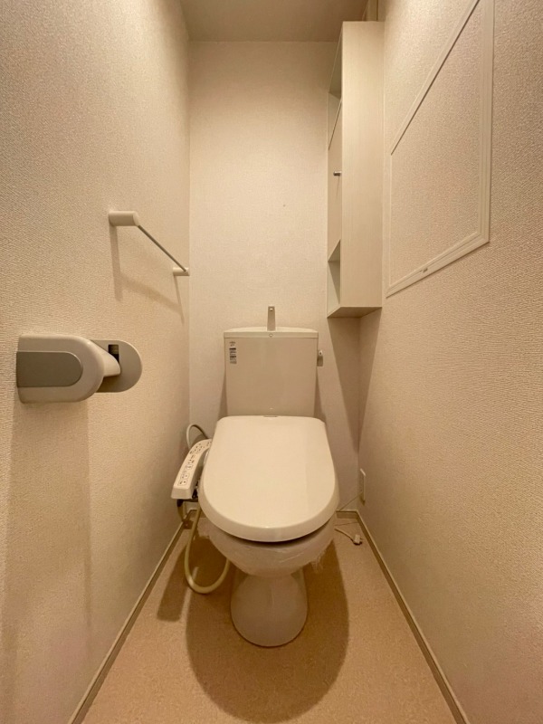 トイレ　※別部屋参考写真