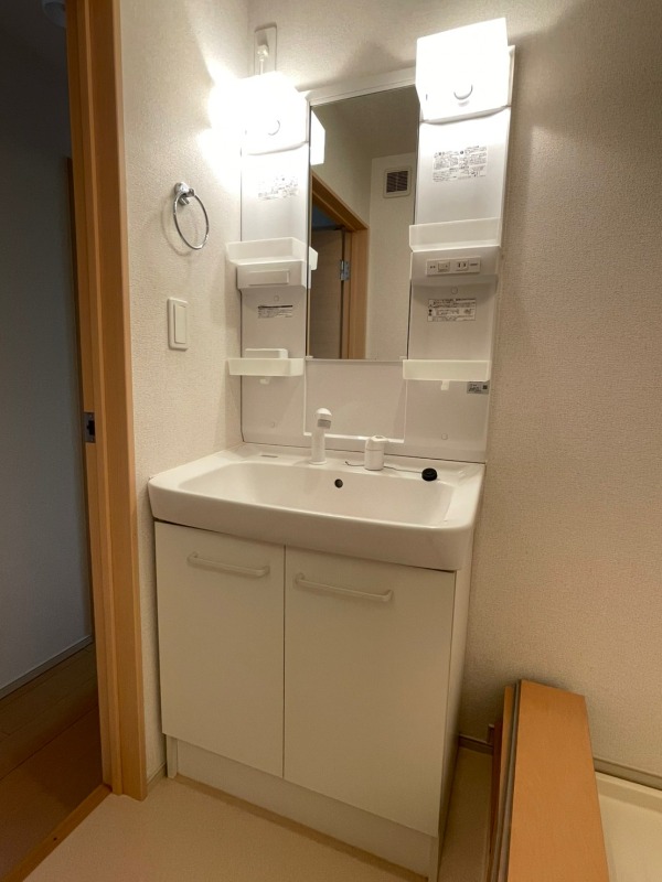 洗面設備　※別部屋参考写真
